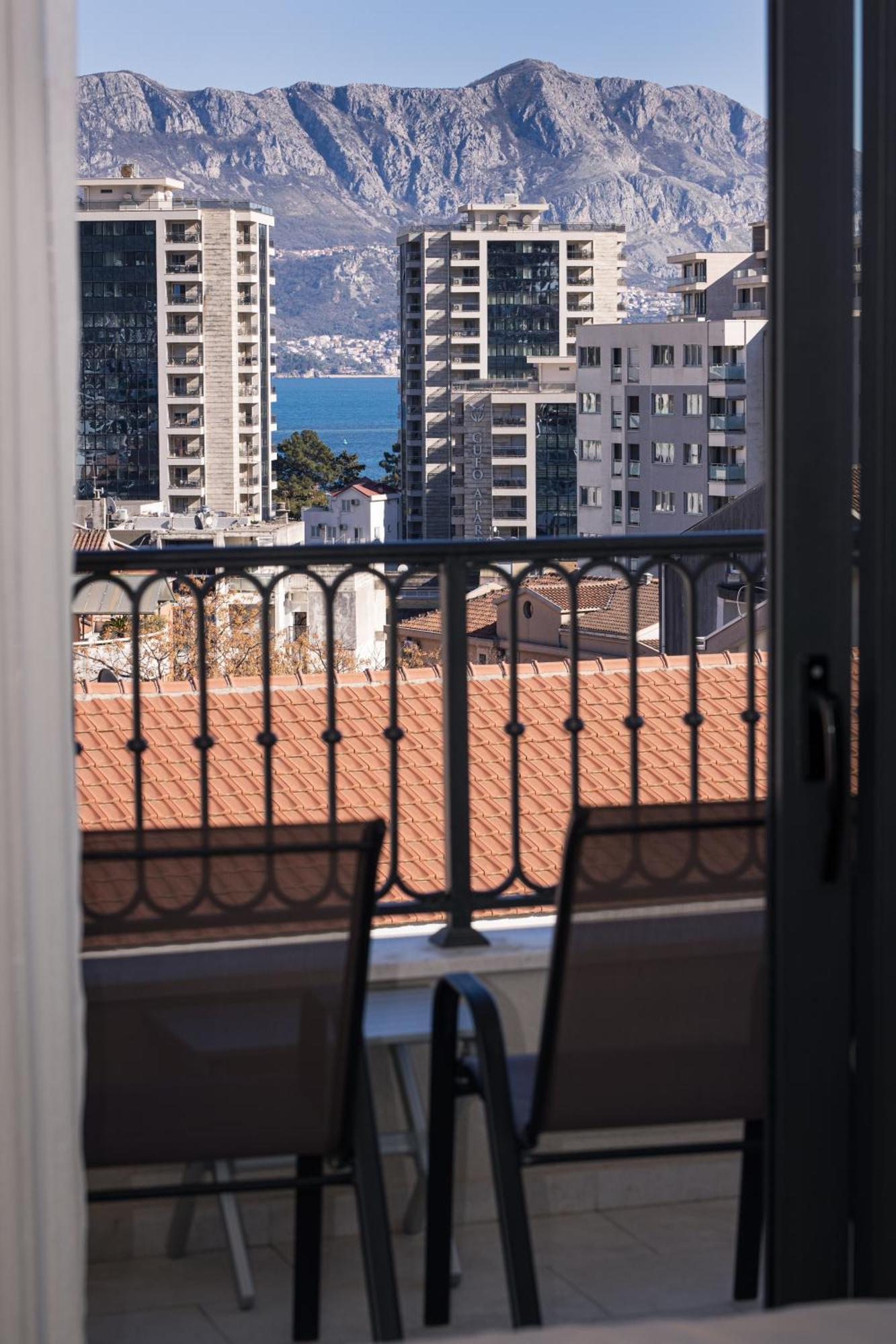 Hotel Pima Budua Esterno foto